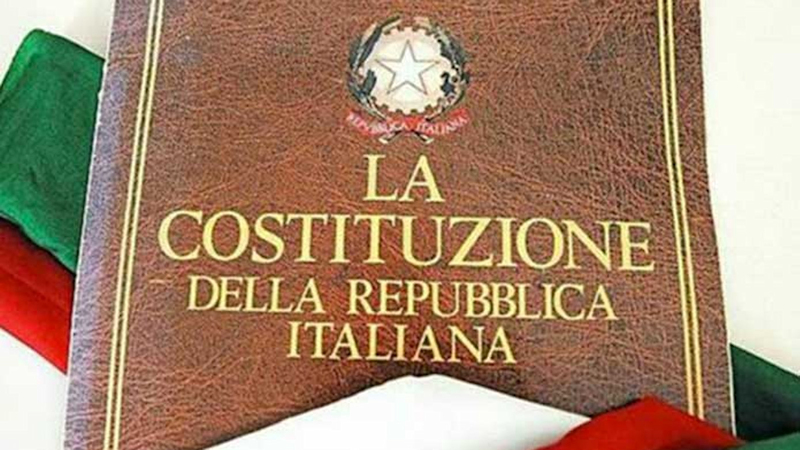 Festa dei diciottenni con la consegna della Costituzione